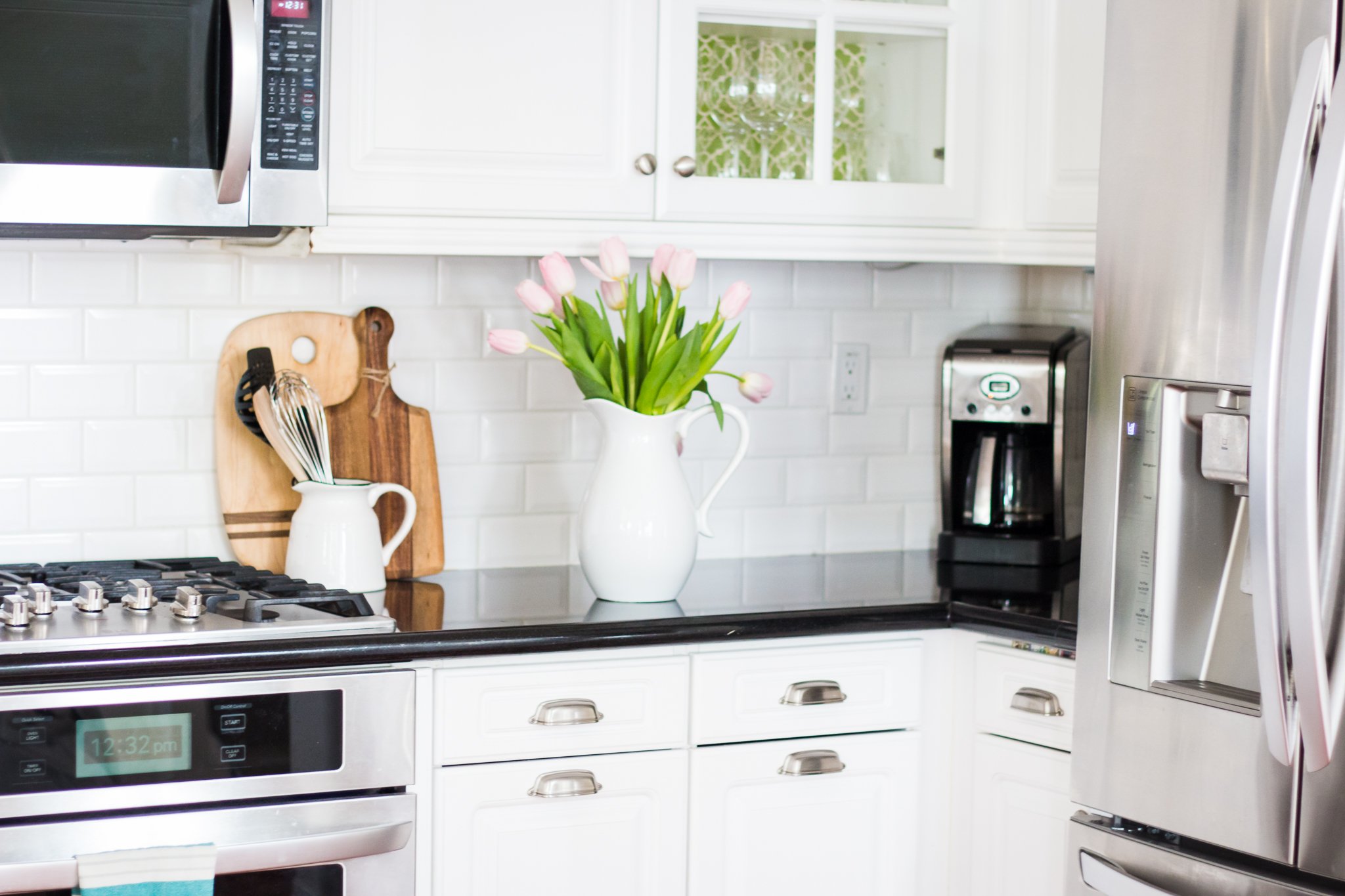 Tips & Ideas For How To Organize Glassware in your Kitchen Display Cabinet