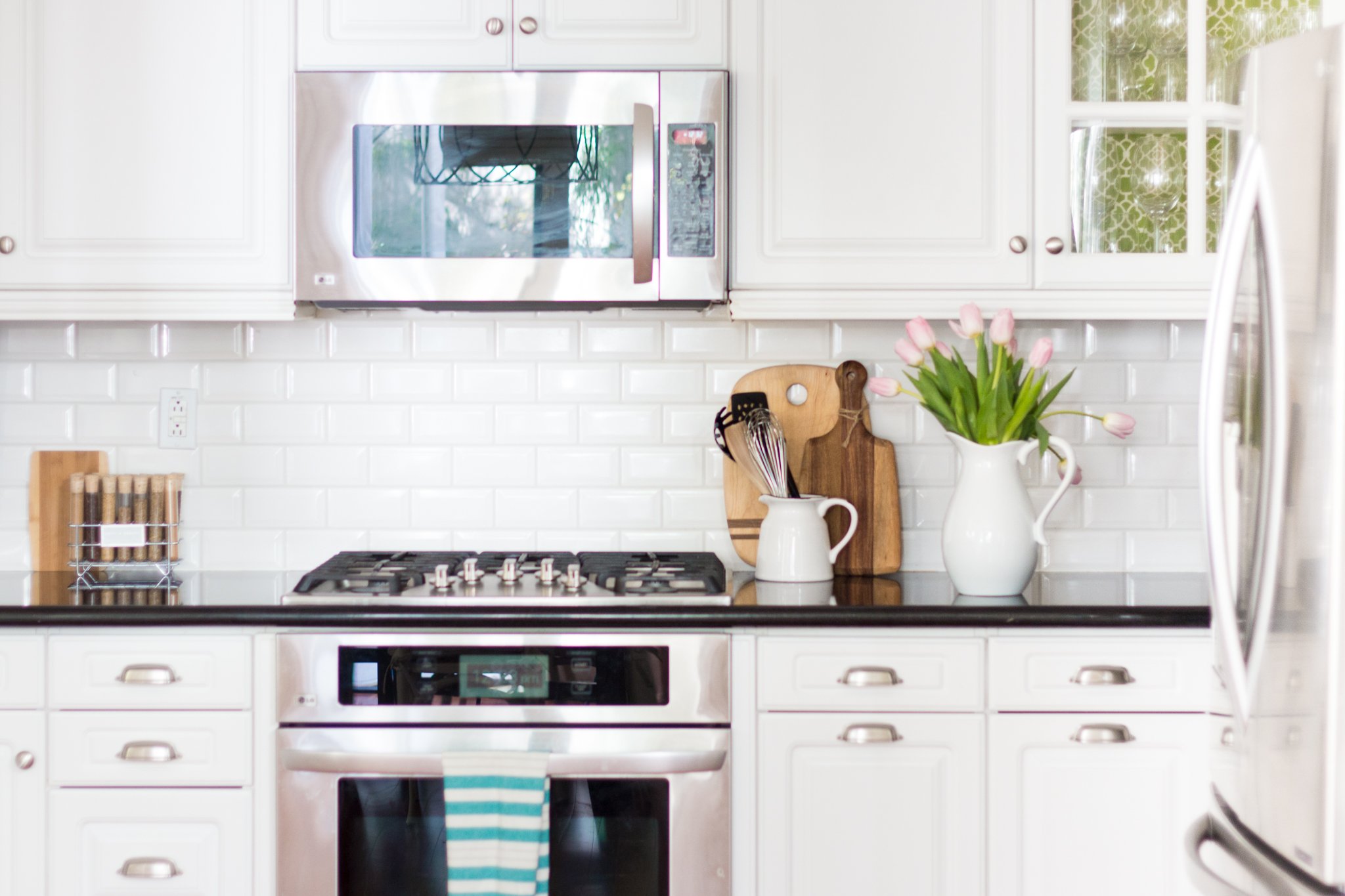 Tips & Ideas For How To Organize Glassware in your Kitchen Display Cabinet