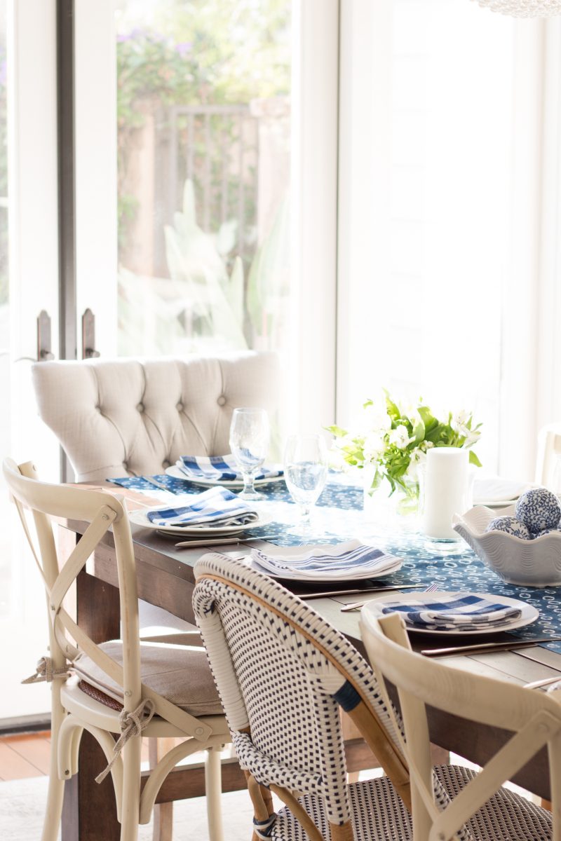 blue-and-white-table-7