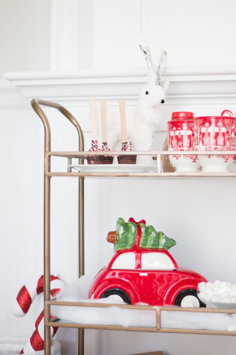 https://athoughtfulplaceblog.com/wp-content/uploads/2016/11/bar-cart-styling-hot-cocoa-3-800x1200.jpg