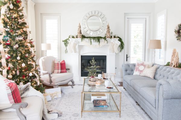 Decked & Styled Holiday Living Room - A Thoughtful Place