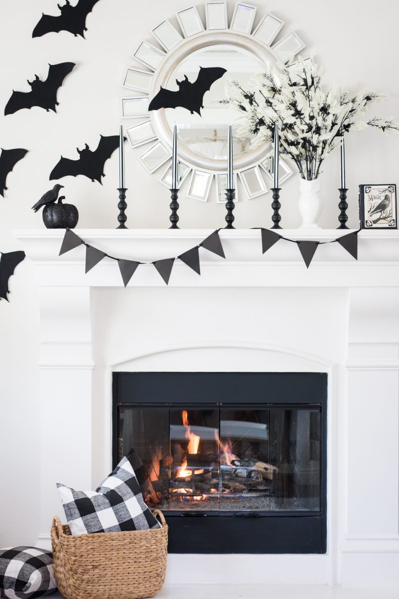 halloween mantle