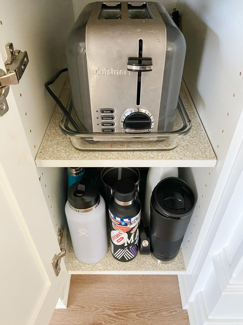 3 Ways to Arrange Your Kitchen Glassware