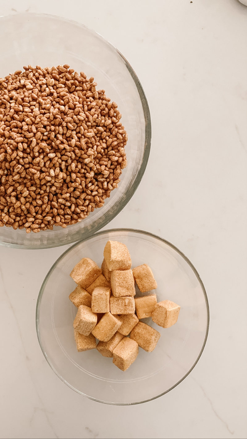 cinnamon churro rice crisp treats