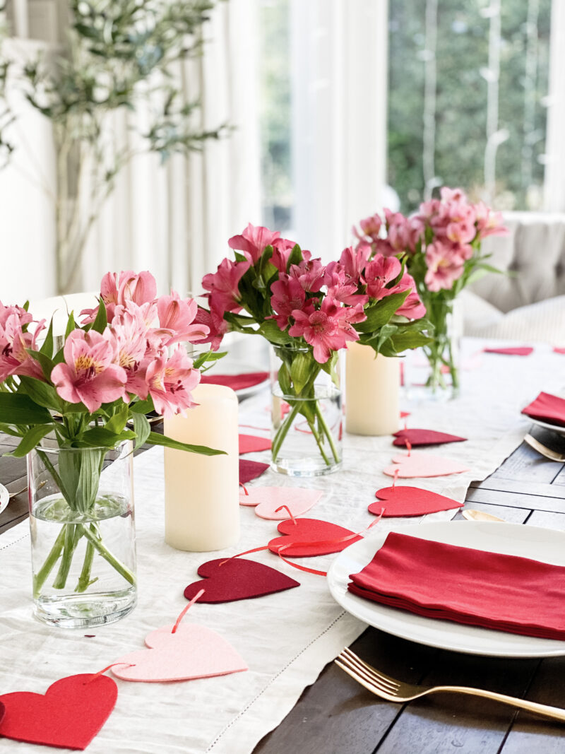 valentine table