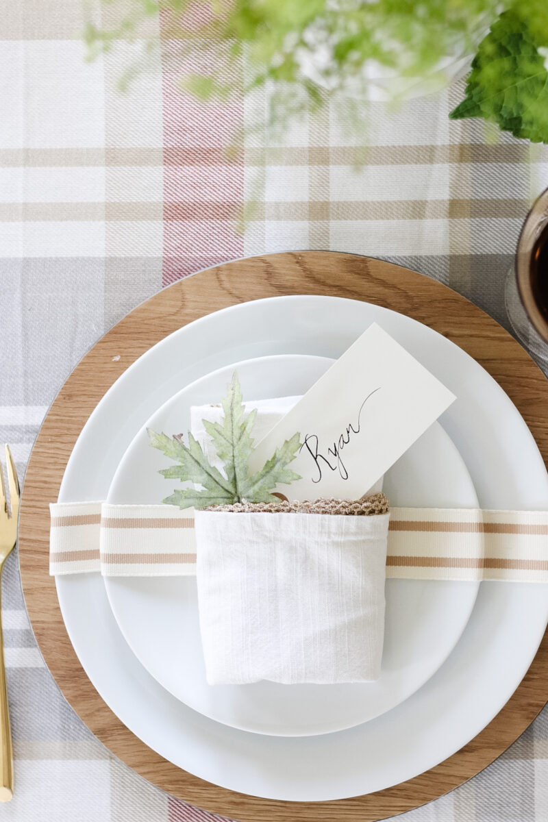 thanksgiving table