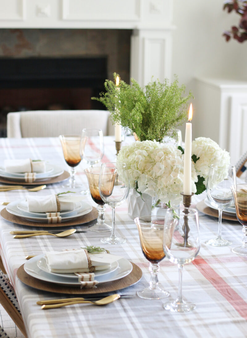 thanksgiving table