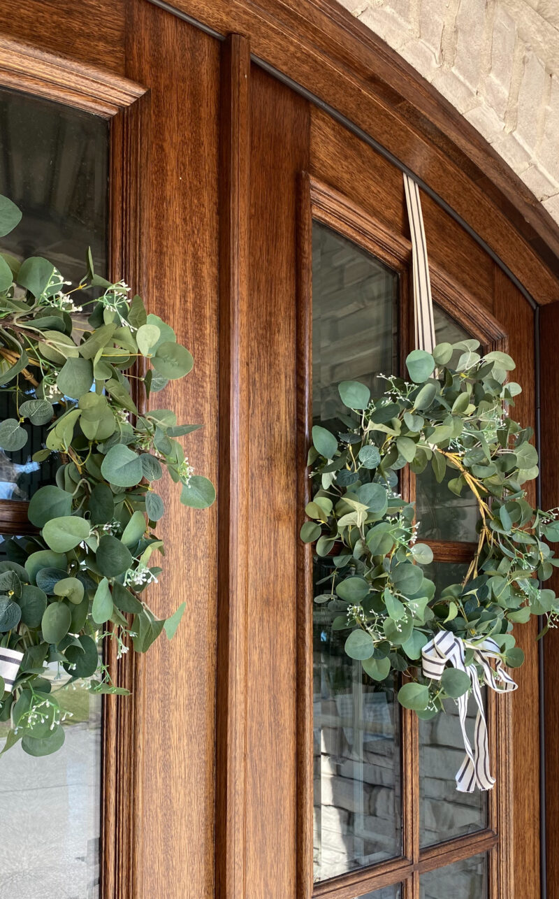 outdoor wreaths