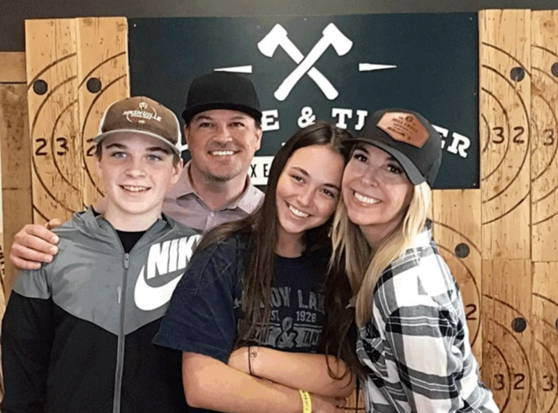 axe throwing family day