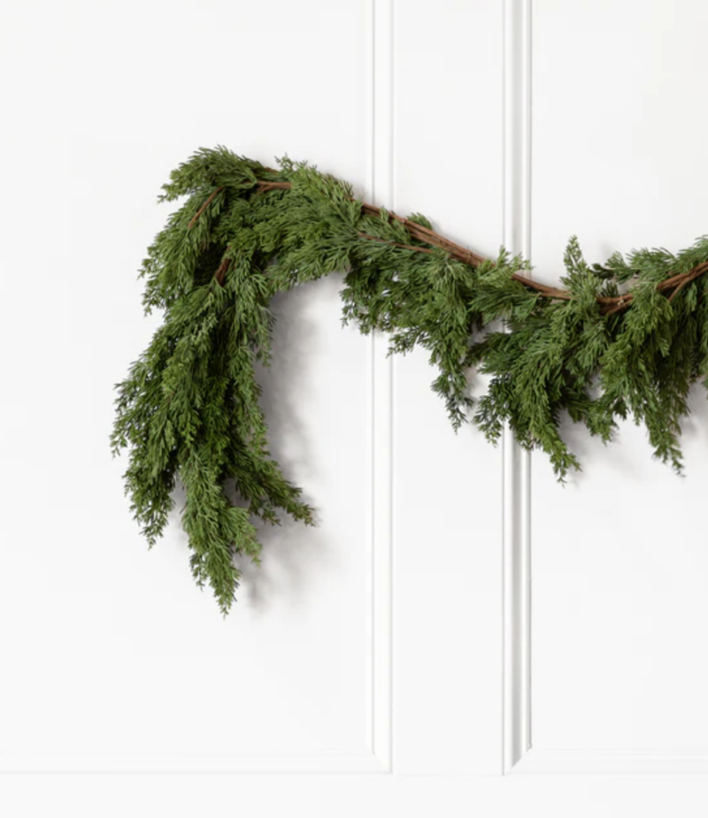 I found the best faux garland that looks very realistic