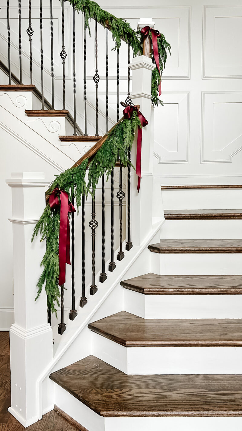 entry way garlands