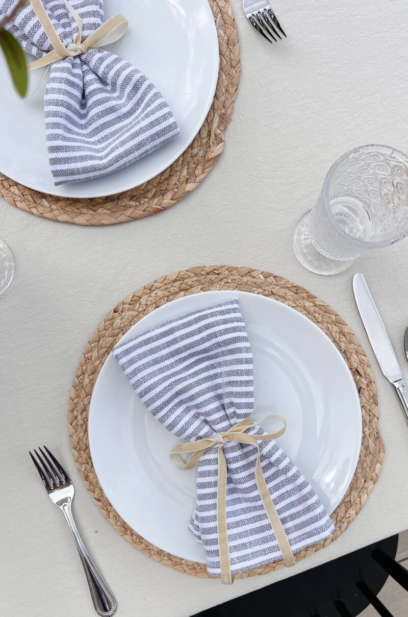 striped napkins