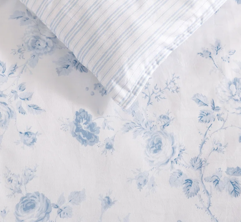 blue and white bedding