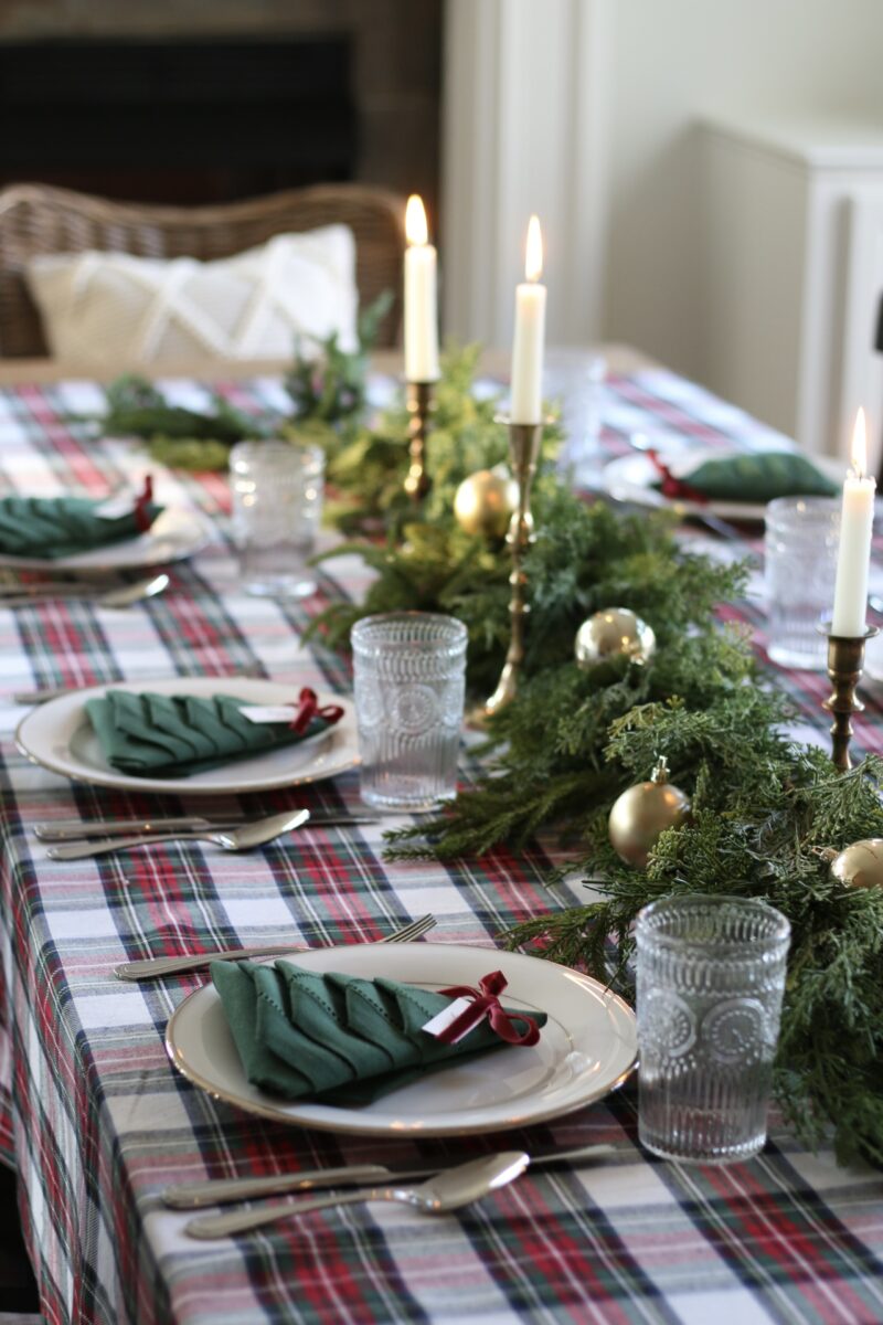 holiday table